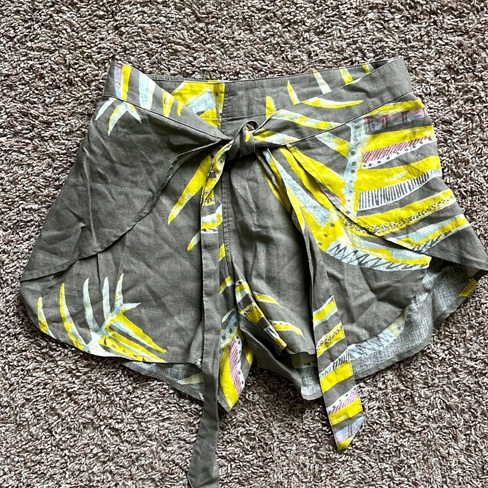 Patagonia linen island shorts